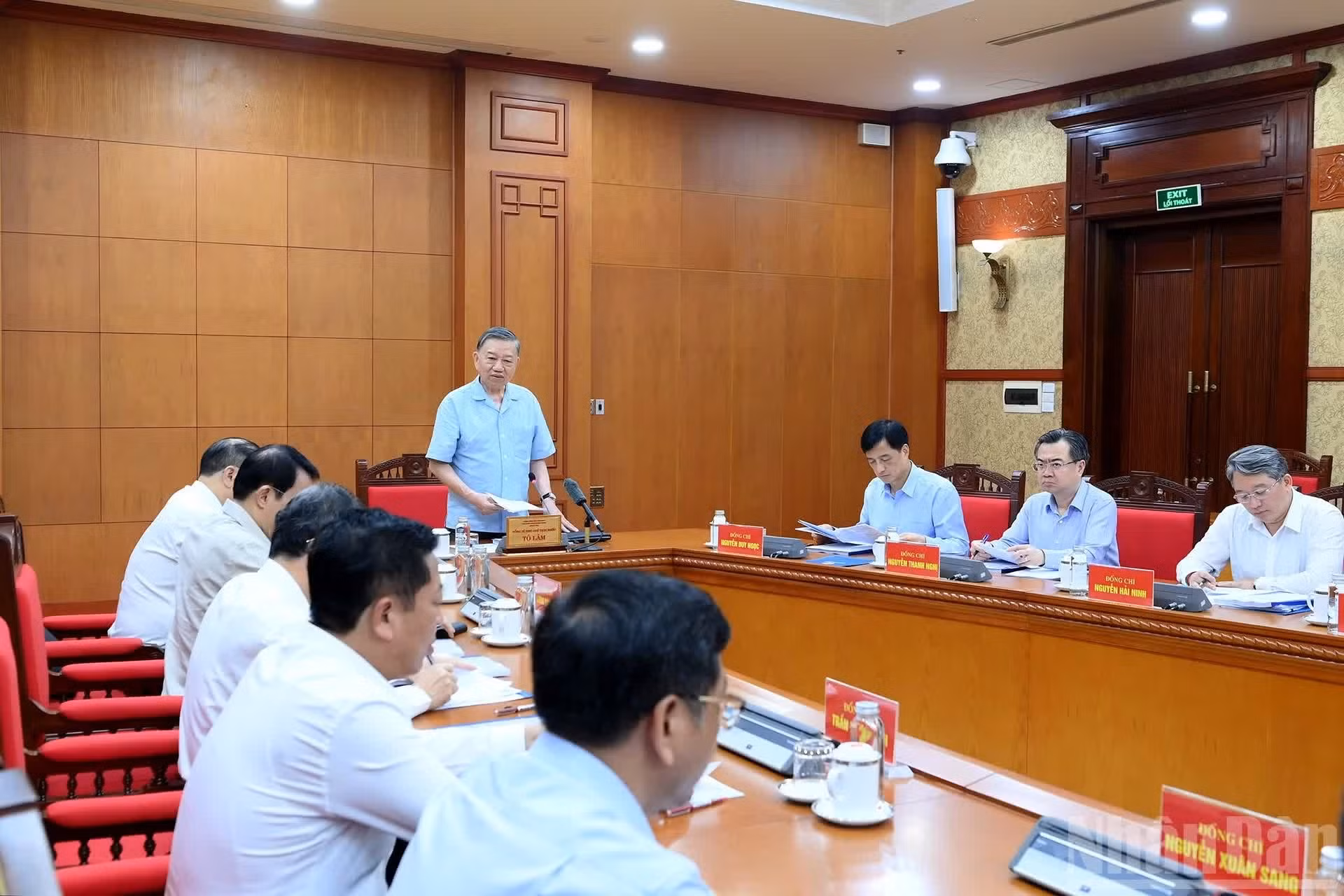 Le dirigeant To Lam souligne que l'industrie maritime constitue une priorité stratégique pour faire du Vietnam une grande puissance maritime. Photo : Dang Khoa/NDEL.