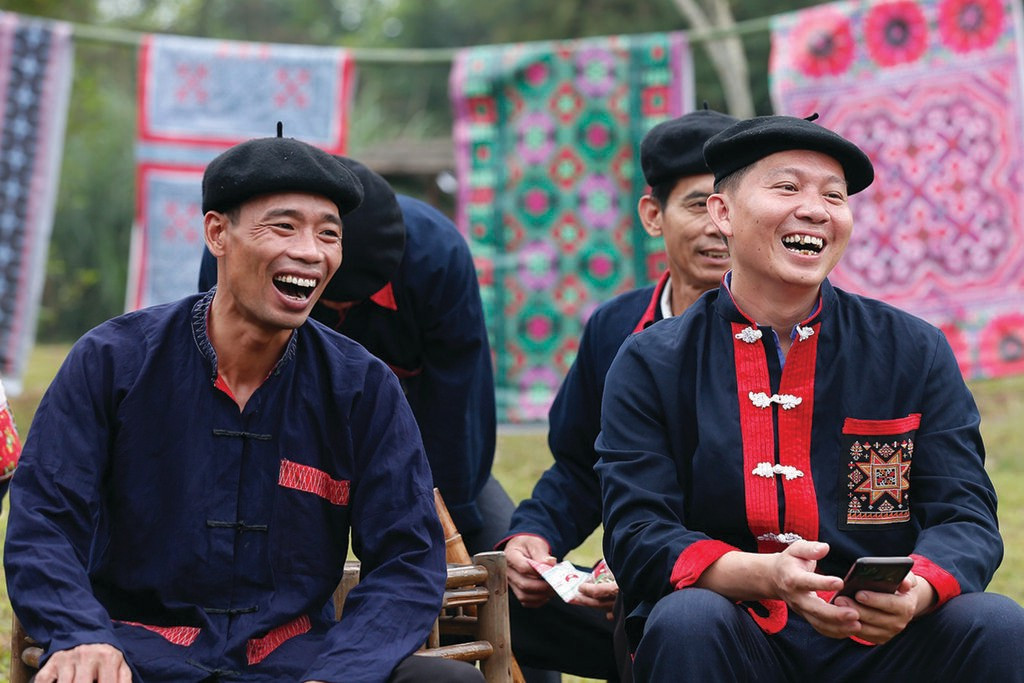 Le costume est un élément important de la préservation et de la promotion des valeurs culturelles des Dao quân chet, transmise de génération en génération.