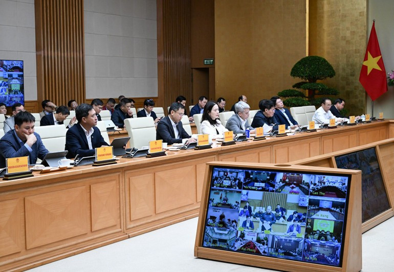 La réunion voit la participation de nombreux représentants de différents ministères, secteurs et localités du Vietnam. Photo : Tran Hai/NDEL