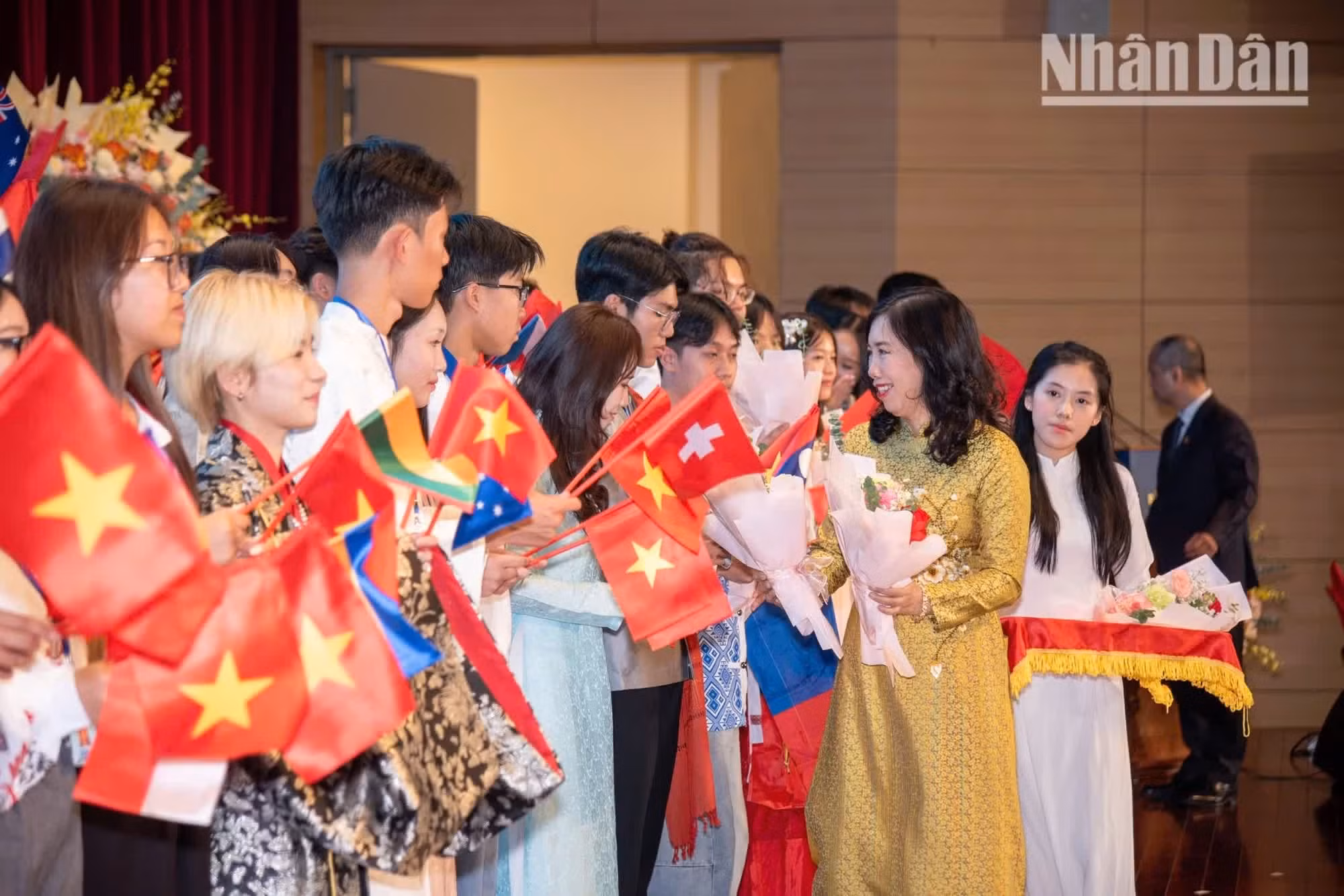 Selon Le Thi Thu Hang, le thème de cette année est « Voyage à travers le patrimoine, renouer avec les racines », mais ce voyage sera bien plus qu’une simple découverte du patrimoine. Photo : NDEL