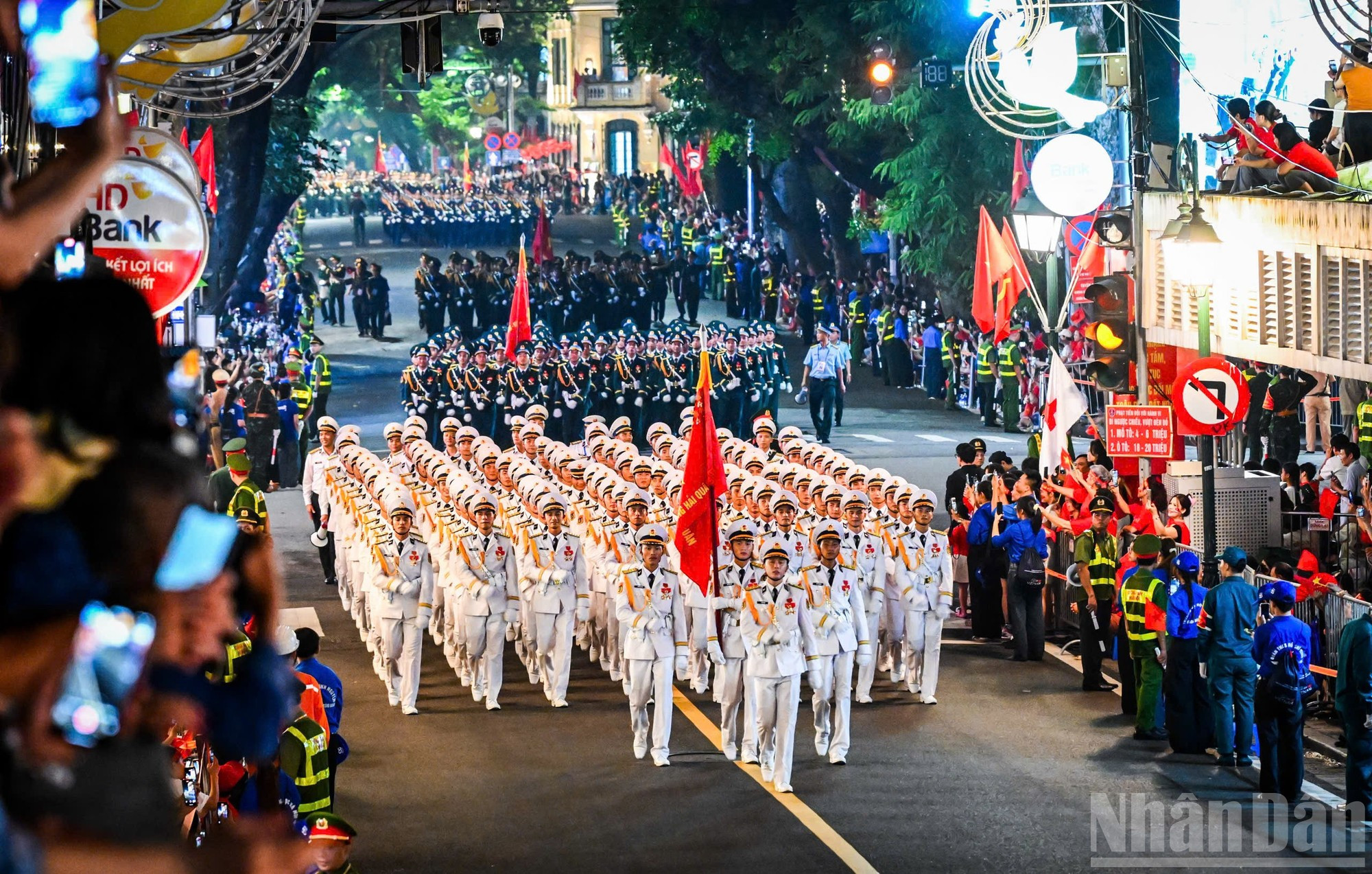 80e Fête nationale : d'impressionnantes images de la répétition préliminaire