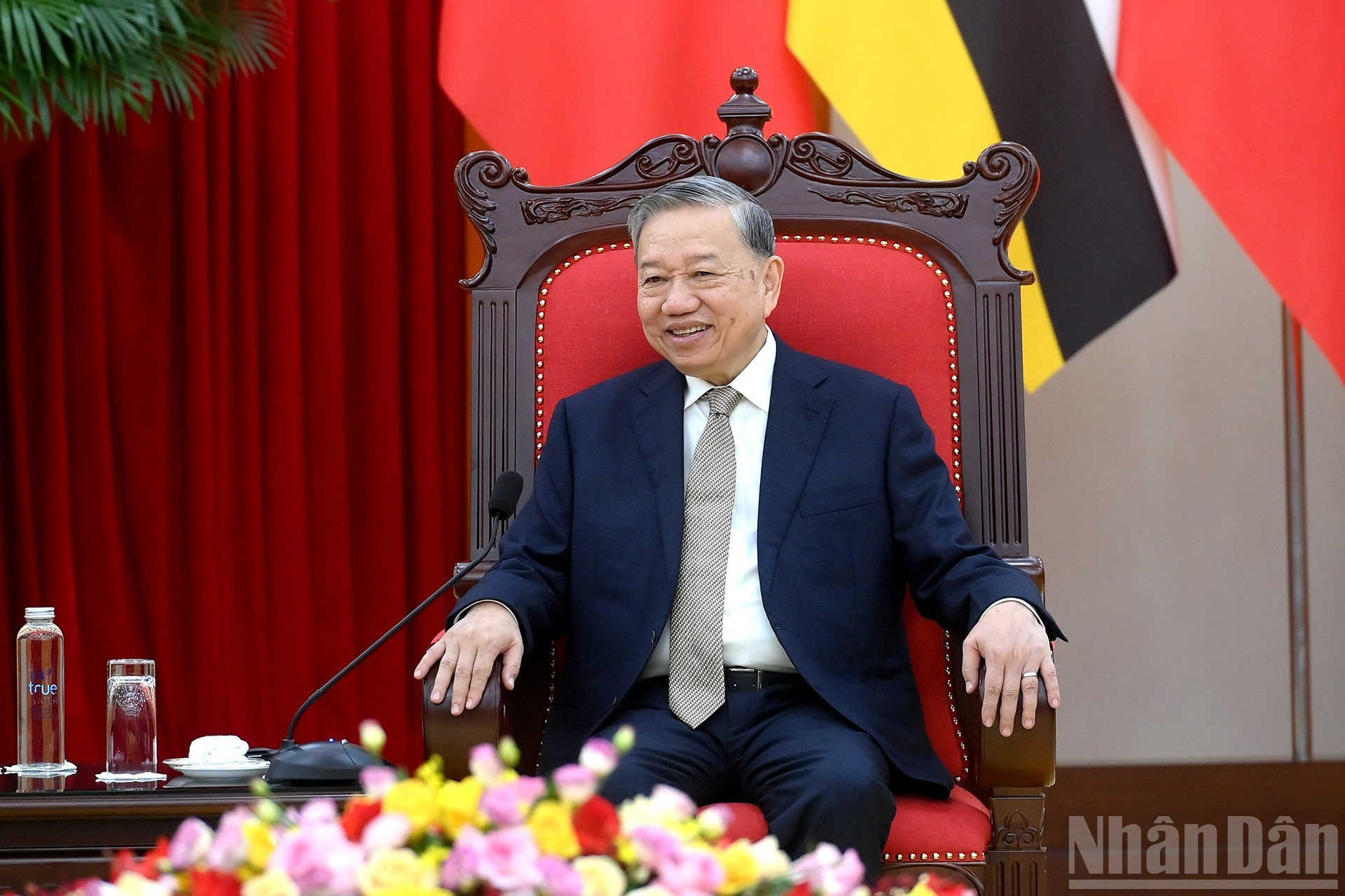 Le secrétaire général du PCV, Tô Lâm, a appelé à un renforcement de la coopération maritime, notamment pour lutter contre la pêche illicite, non déclarée et non réglementée (INN) et répondre aux enjeux du changement climatique. Photo : Dang Khoa/NDEL