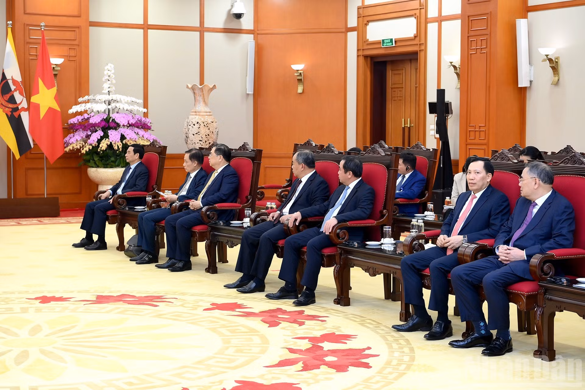 Les délégués vietnamiens lors de la rencontre. Photo : Dang Khoa/NDEL