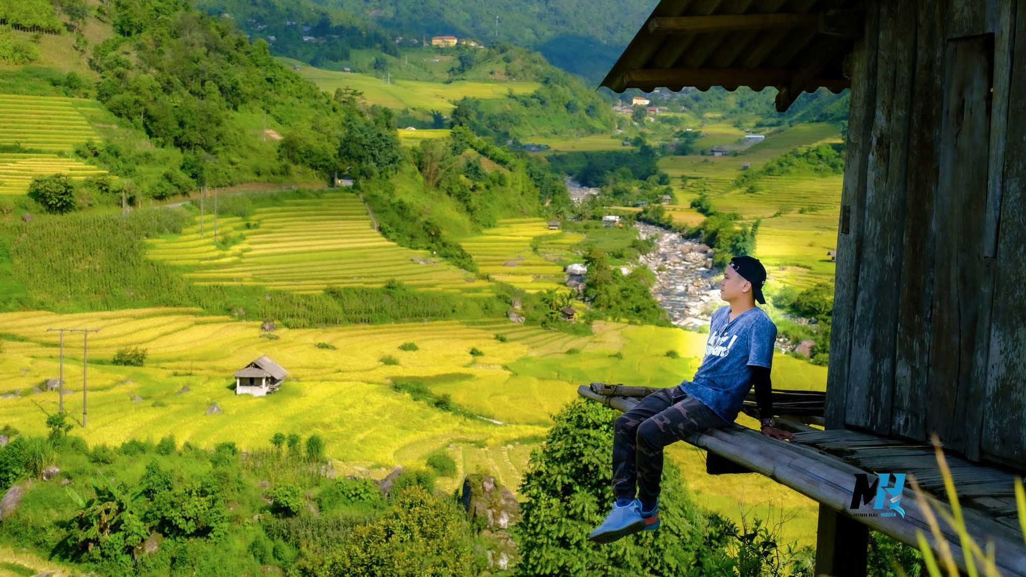 Vue d’en haut, la rizière en terrasses de Nam Cang apparaît comme des lignes courbes gracieuses, formant de véritables motifs naturels. Photo : Minh Hai. Vue d’en haut, la rizière en terrasses de Nam Cang apparaît comme des lignes courbes gracieuses, formant de véritables motifs naturels. Photo : Minh Hai.