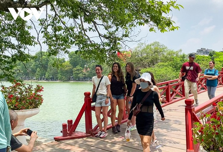 Le Vietnam a atteint son objectif d’accueillir 8 millions de touristes étrangers en 2023