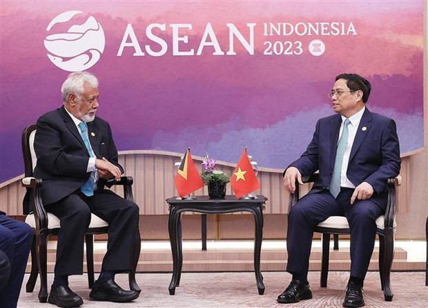 Le Premier ministre vietnamien, Pham Minh Chinh (à droite) et son homologue est-timorais, Xanana Gusmao, à Jakarta, en Indonésie, le 5 septembre. Photo : VNA.
