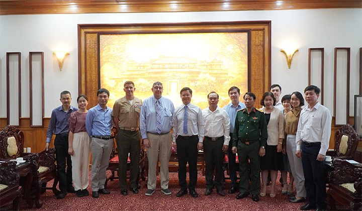 La séance de travail entre les deux parties. Photo : thoidai.com.vn