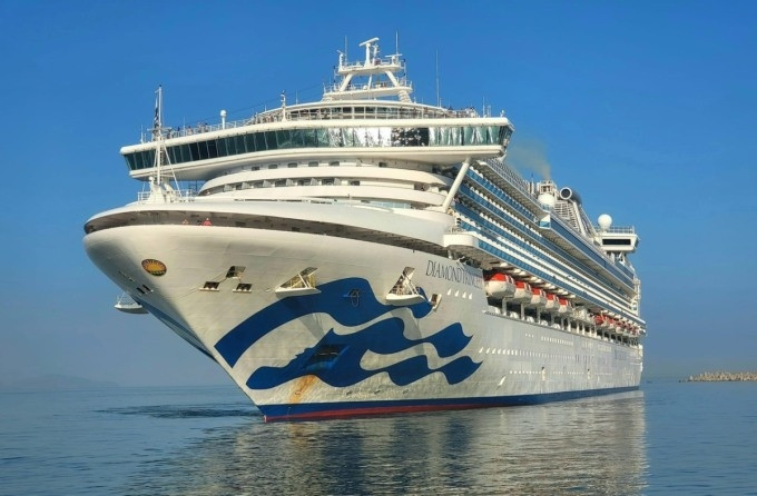 Diamond Princess amarré au port de Chan May. Photo: Thien Nhan 