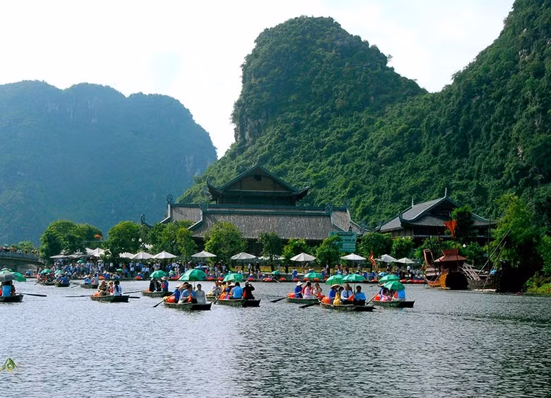 Plus de 6,5 millions de visiteurs à Ninh Binh en 2023. Photo : Baodautu.com
