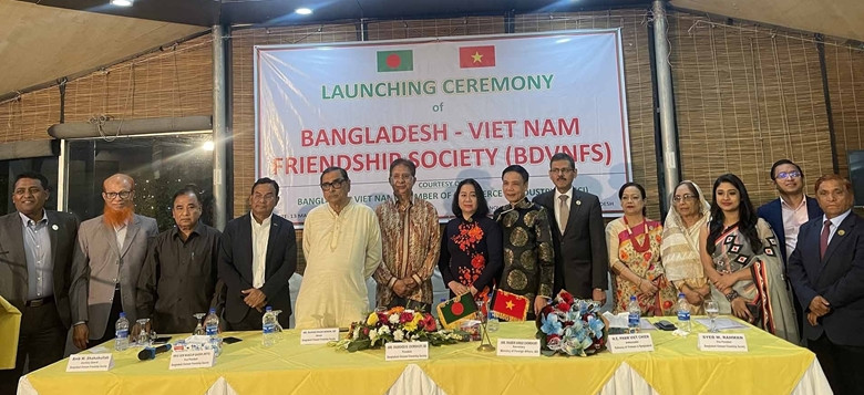 Photo : dangcongsan.vn