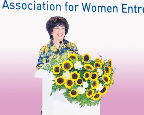 Madame Thai Huong, fondatrice du groupe TH. 2-6555.jpg