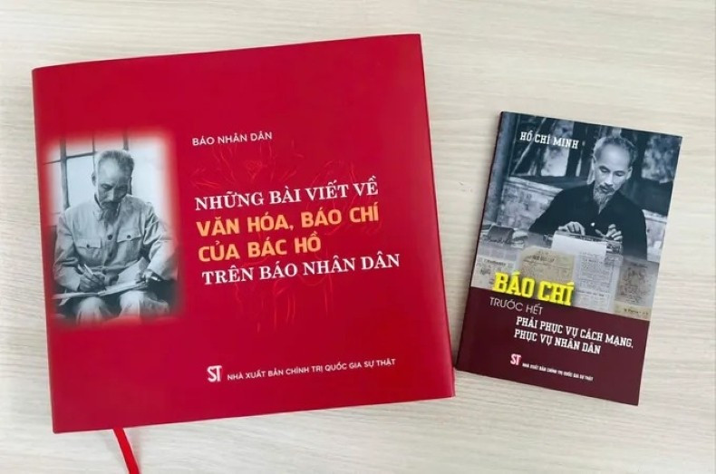Deux ouvrages sur la presse révolutionnaire vietnamienne publiés par les Éditions politiques nationales Vérité. Photo : SGGP.