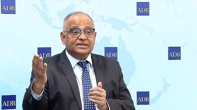 Le directeur national de la Banque asiatique de développement (BAD) au Vietnam, Shantanu Chakraborty. Photo: VGP