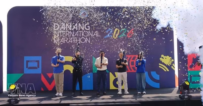 Lors de la cérémonie d'ouverture du Marathon international de Dà Nang 2026. Photo : VNA