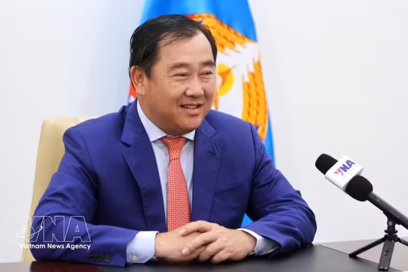 Suos Yara, premier vice-président de la Commission des relations extérieures du Parti du peuple cambodgien (PPC) et porte-parole du PPC. Photo : VNA.