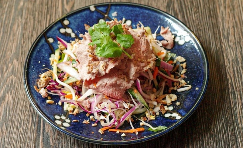 Bœuf mariné au citron vert. Photo : Taste Atlas