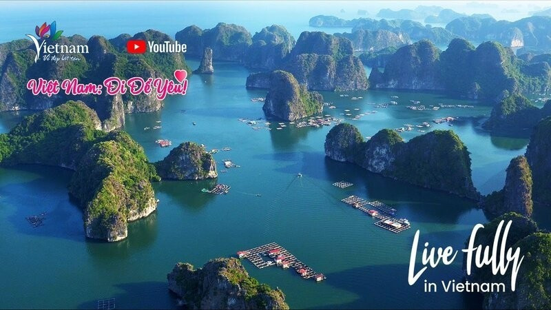 La baie d’Ha Long, un site classé au patrimoine qui attire de nombreux touristes à Quang Ninh. Photo : Vietnam Tourism.