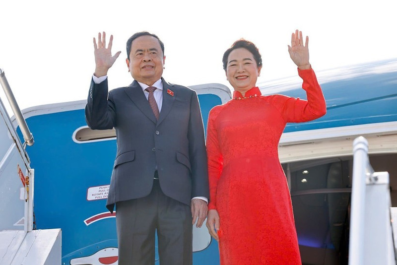 Le président de l'Assemblée nationale, Tran Thanh Man et son épouse. Photo : VNA.