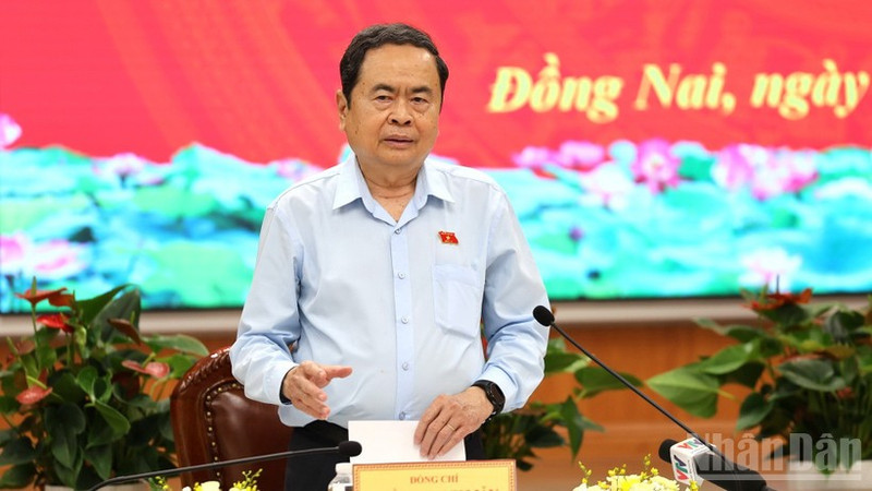 Le plus haut législateur a insisté sur la nécessité de recourir à des méthodes de communication diversifiées et appropriées. Photo : NDEL.