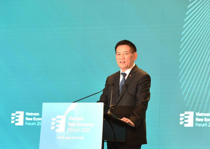 Le vice-Premier ministre Ho Duc Phoc a assisté et donné une orientation stratégique lors du Forum de la Nouvelle économie du Vietnam 2025, tenu le 2 octobre à Hanoï. Photo : VNA.