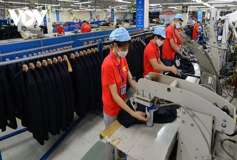 Le textile-habillement met en œuvre de nombreuses solutions afin de consolider et d’élargir durablement ses parts de marché.