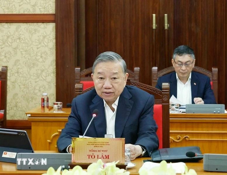 Le secrétaire général du Parti To Lam lors de la réunion. Photo : VNA.
