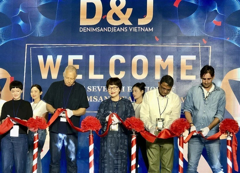 Cérémonie d'ouverture du salon Denimsandjeans Vietnam. Photo : VNA.