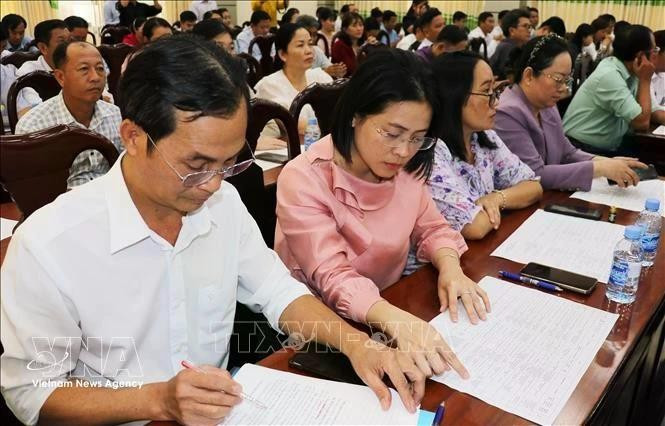 Dans la province de Dong Thap dans le delta du Mékong, les préparatifs en vue des élections des députés de la 16e Assemblée nationale et des Conseils populaires à tous les niveaux pour le mandat 2026-2031 sont menés de manière rigoureuse. Photo : VNA.