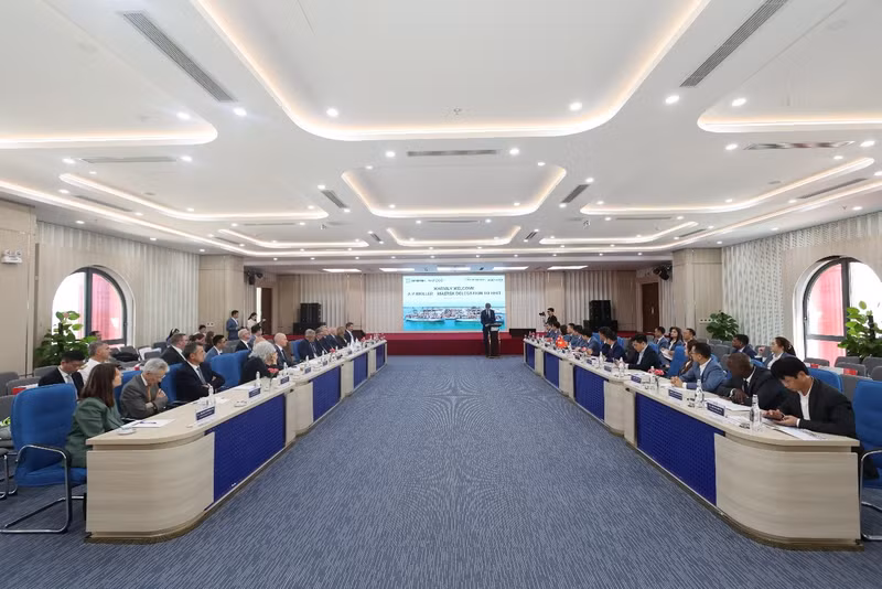 Hateco et A.P. Moller- Maersk étendent leur coopération stratégique : un nouvel élan pour les infrastructures logistiques au Vietnam. Photo: VGP