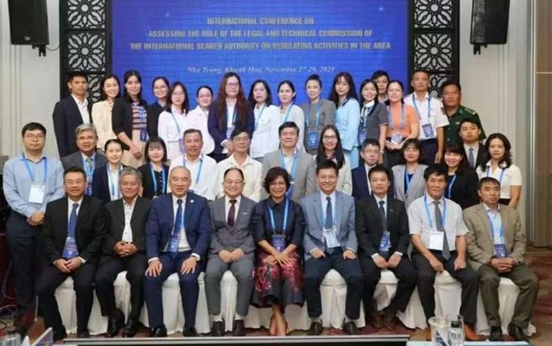 Les délégués participent au séminaire scientifique international. Photo: baoquocte