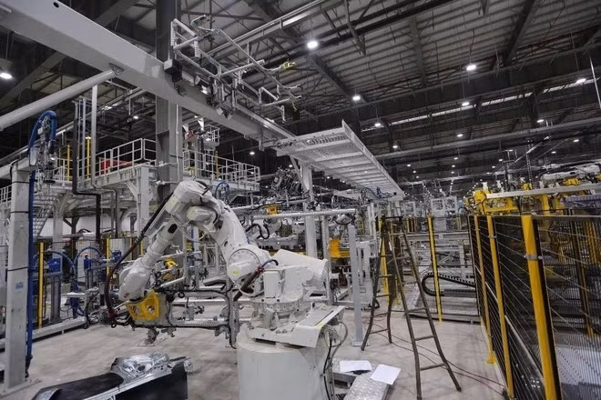 Hai Phong a enregistré une croissance de son PIB régional de 11,81 %, contribuant à hauteur de 8,58 % à la croissance nationale et confortant sa position de pôle de croissance majeur grâce à des performances solides et stables. Photo: VNA