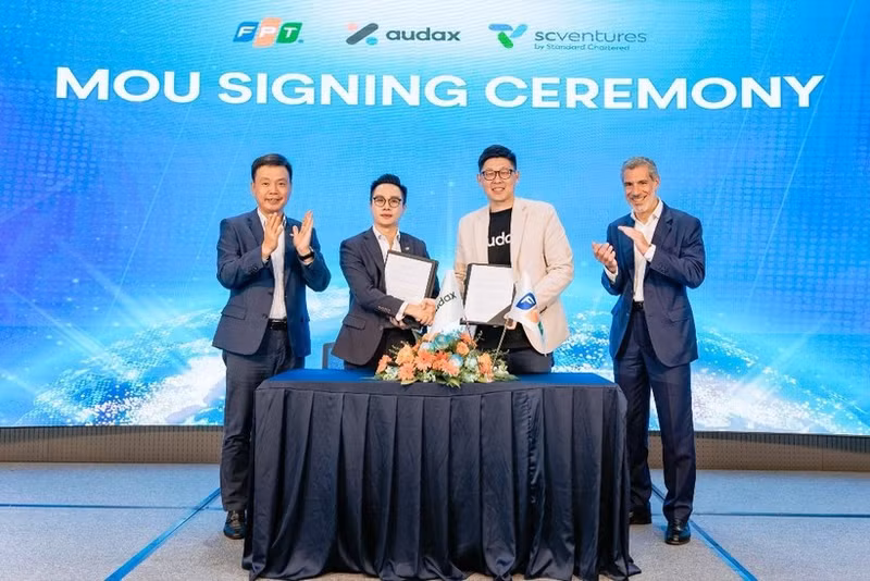 FPT s'associe à Audax Financial Technology, une entreprise dans laquelle Standard Chartered a investi, afin de promouvoir la transformation numérique complète du secteur bancaire et financier. Photo: NDEL