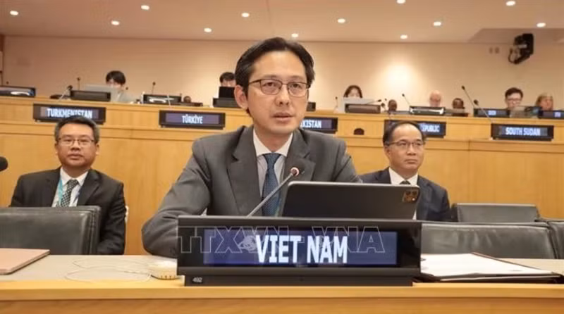 L’ambassadeur Dô Hung Viet, représentant permanent du Vietnam auprès des Nations Unies, lors de la SPLOS 35, au siège de l’ONU, à New York. Photo : VNA.
