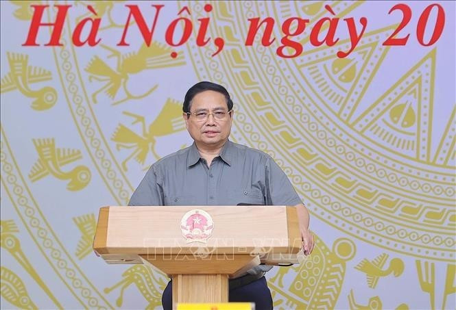 Le Premier ministre Pham Minh Chinh, à la tête du Comité de pilotage chargé de la révision et de la clarification du système juridique, a affirmé trois objectifs de la révision juridique lors de la sixième réunion du comité, qui s'est tenue à Hanoï le 20 septembre. Photo : VNA.