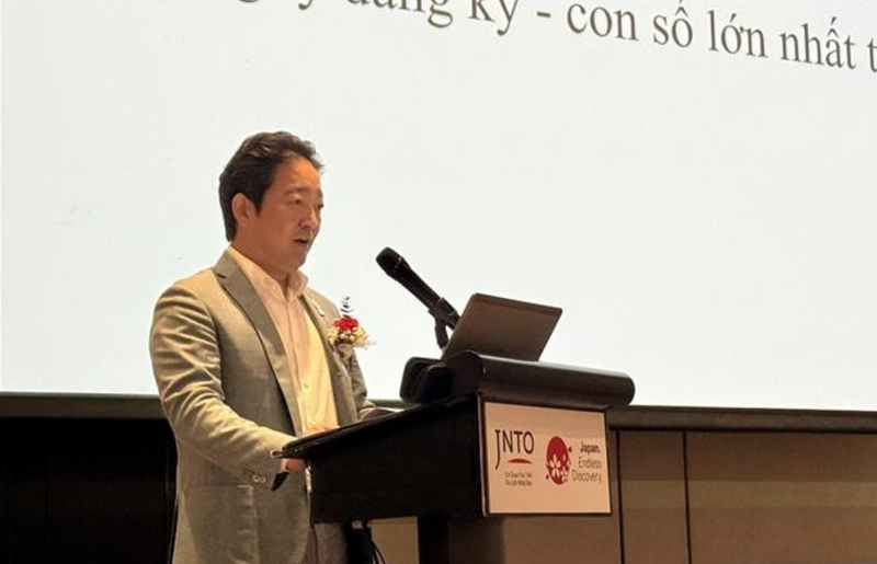 L'ambassadeur adjoint du Japon au Vietnam, Ishikawa Isamu s'exprime au séminaire. Photo : VNA.