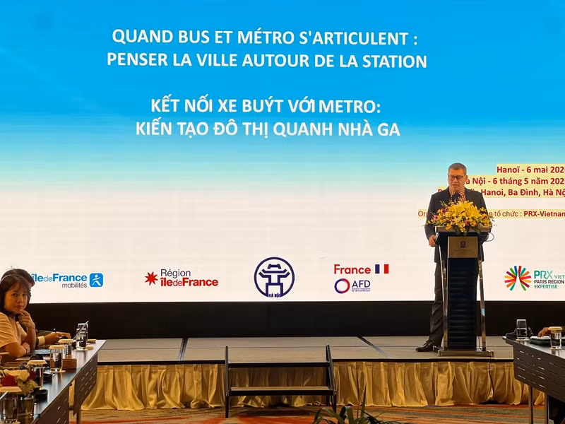 Emmanuel Cerise, directeur de PRX-Vietnam, prend la parole. Photo: Mai Khanh/NDEL