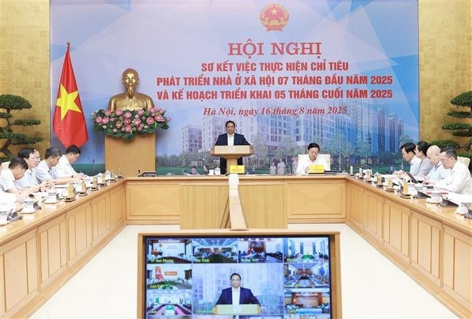 Le Premier ministre Pham Minh Chinh prend la parole lors de l'événement. Photo : VNA.