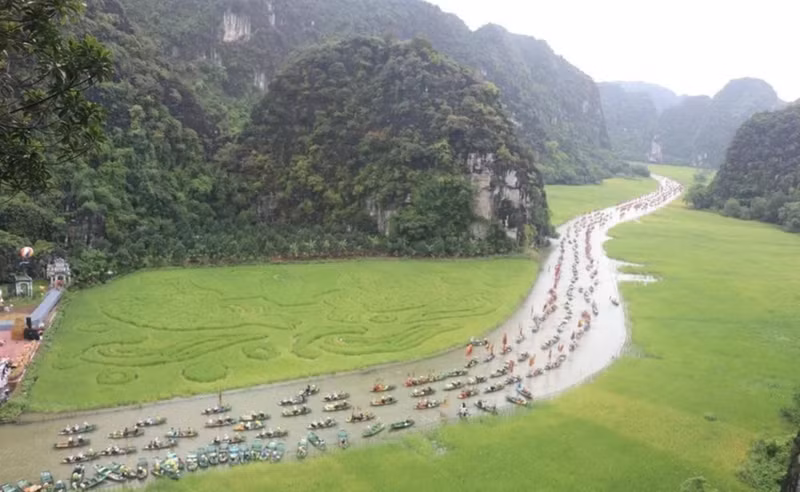 Vue aérienne de la rivière Ngô Dông, province de Ninh Binh (Nord). Photo : VNA.