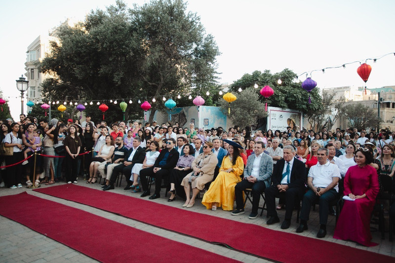 Cet événement attire l’attention des Azerbaïdjanais. Photo : Ambassade d'Azerbaïdjan au Vietnam