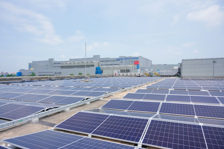 Le projet solaire sur toiture de SEV devrait produire une quantité d'électricité propre équivalente à 2,59 millions de kWh par an. Photo: CPV