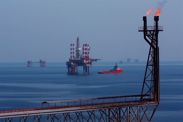 Plateformes de forage du champ pétrolier Bach Hô. Photo : VNA.