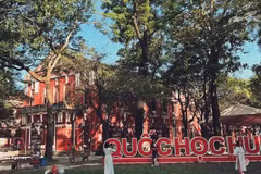 Lycée Quôc hoc de Huê : un héritage indochinois au cœur de la cité impériale 