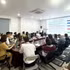 Une session de formation à l'intelligence artificielle destinée aux travailleurs. (Photo : nhandan.vn)