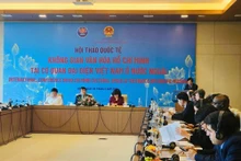 Colloque international consacré à l’hommage rendu au président Hô Chi Minh à travers des espaces culturels. Photo: kinhtedothi