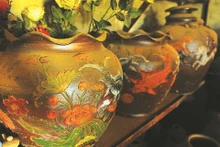 Les poteries de Gia Thuy sont fabriqués à partir d'argile jaune brune, disponible uniquement dans le village.