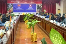 Une vue générale de l’entretien. Photo : Huengaynay