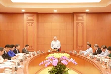 Le secrétaire général du Parti, To Lam, lors d'une réunion avec le Bureau du Comité central du Parti et les organes consultatifs. Photo / VNA.