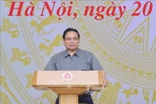 Le Premier ministre Pham Minh Chinh, à la tête du Comité de pilotage chargé de la révision et de la clarification du système juridique, a affirmé trois objectifs de la révision juridique lors de la sixième réunion du comité, qui s'est tenue à Hanoï le 20 septembre. Photo : VNA.