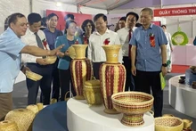 Le Service de l'Industrie et du Commerce de Hanoï organisera une exposition de promotion, d'échanges commerciaux et de mise en relation des produits OCOP. Photo: NDEL
