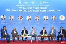 Le Forum de développement des infrastructures numériques du Vietnam 2025 attire près de 800 délégués. Photo: viettimes.vn